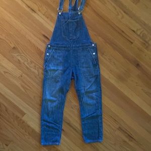 Gap 90’s slouchy overalls. Women’s size Small